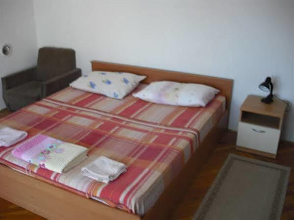 Eros Rooms Сплит Экстерьер фото